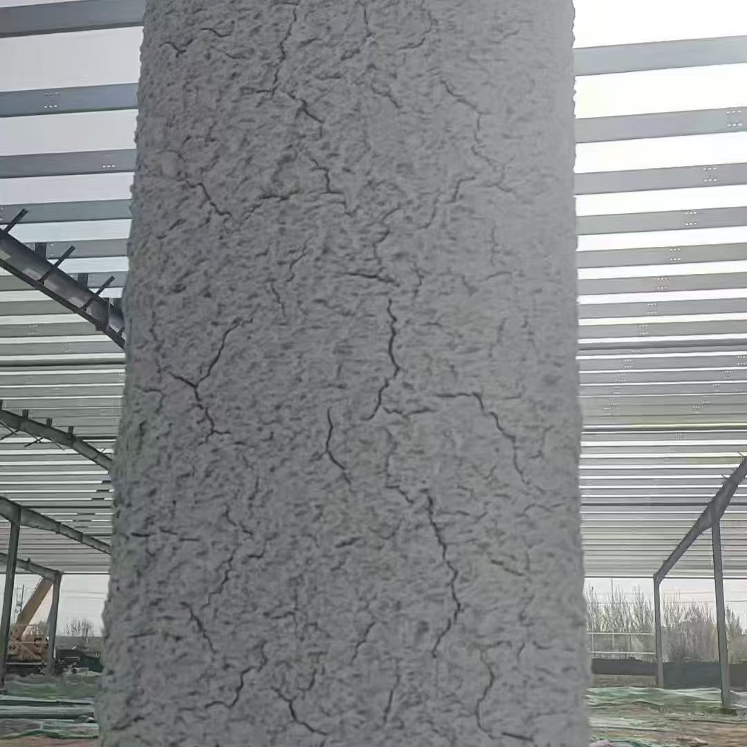 个旧钢结构混凝土夏季施工浇筑开裂无强度怎么解决